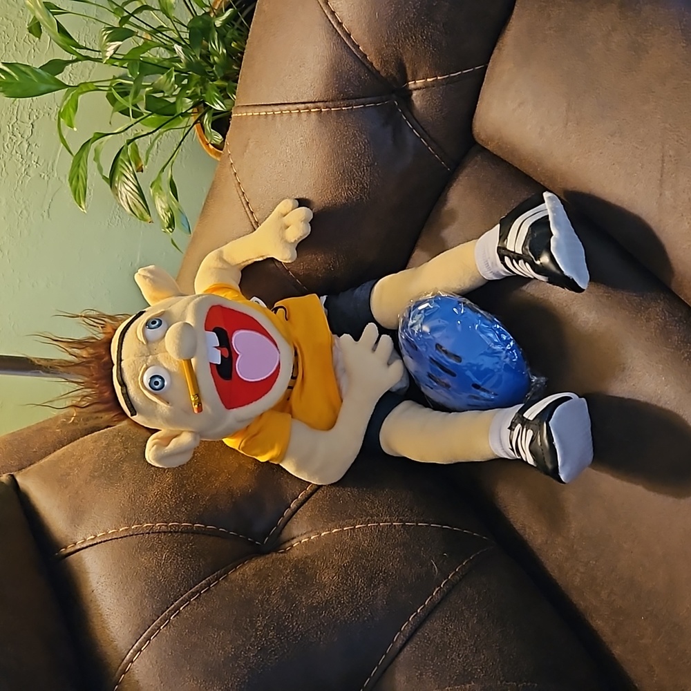 SML Jeffy Puppet 23 inches